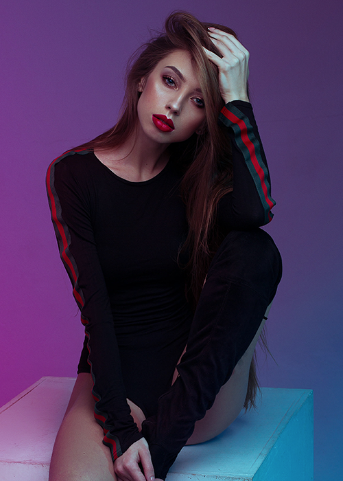 灰色系怎么搭配，适合什么年龄穿